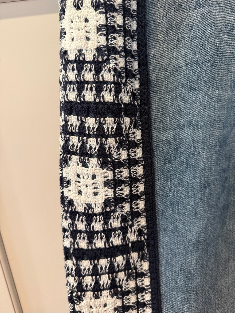 Blue b Denim Jeans with Navy & White Crochet Side Panels large NWT - Picture 2 of 7